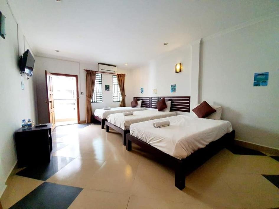 Aime House & Niisaii Apartment Phnom Penh Exterior photo