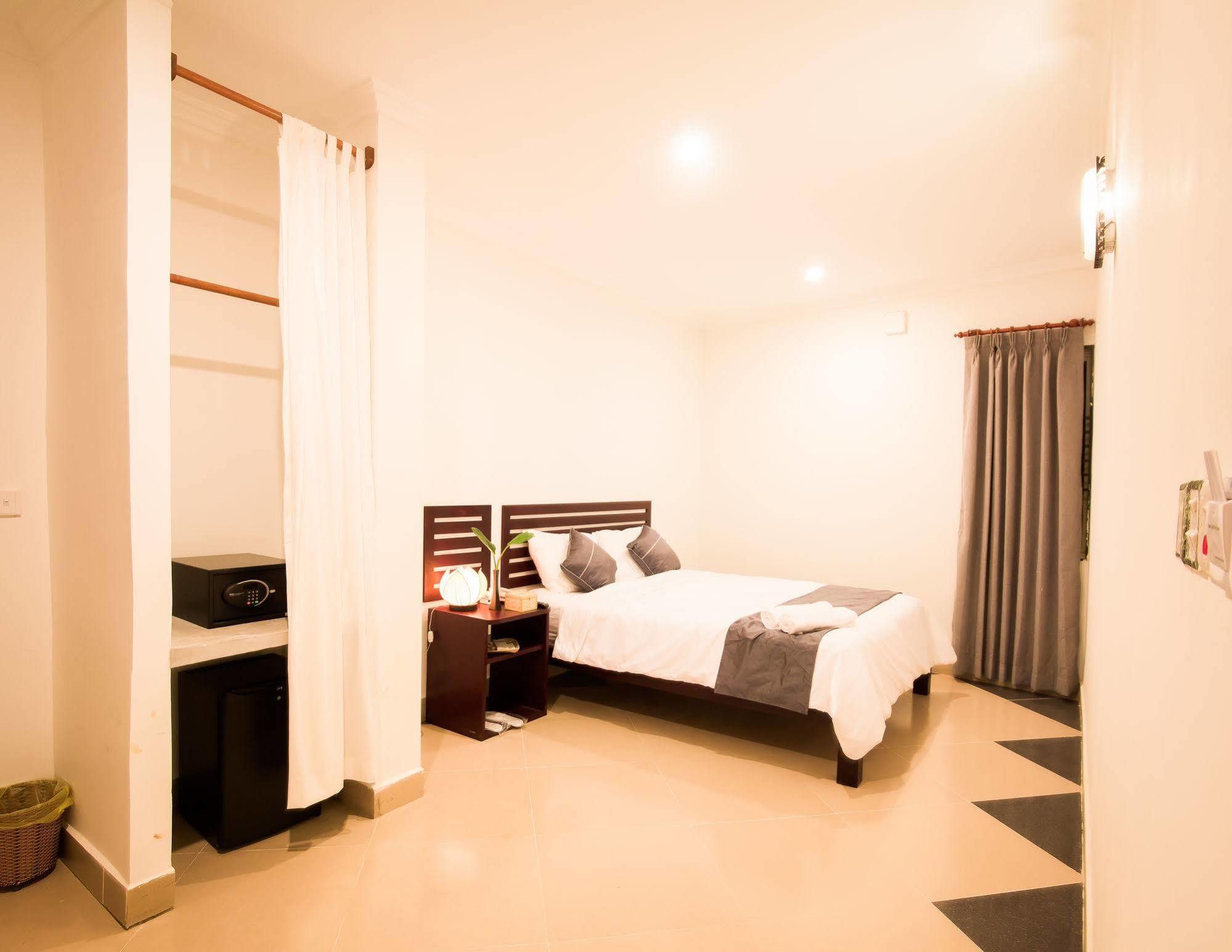 Aime House & Niisaii Apartment Phnom Penh Exterior photo