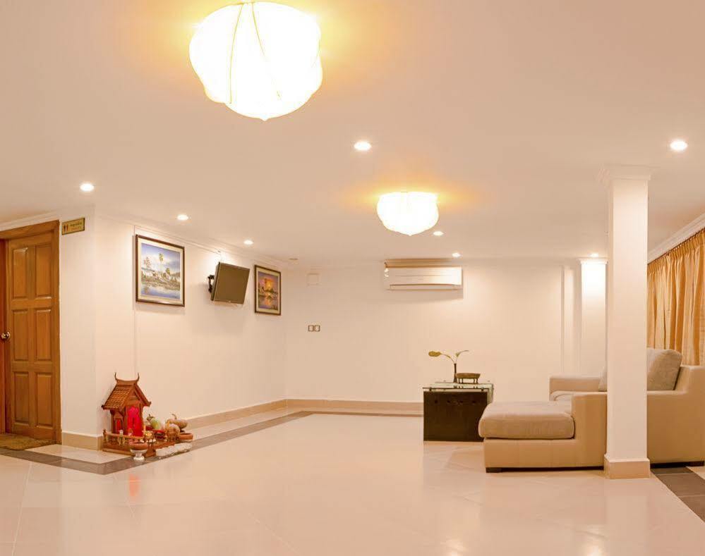 Aime House & Niisaii Apartment Phnom Penh Exterior photo